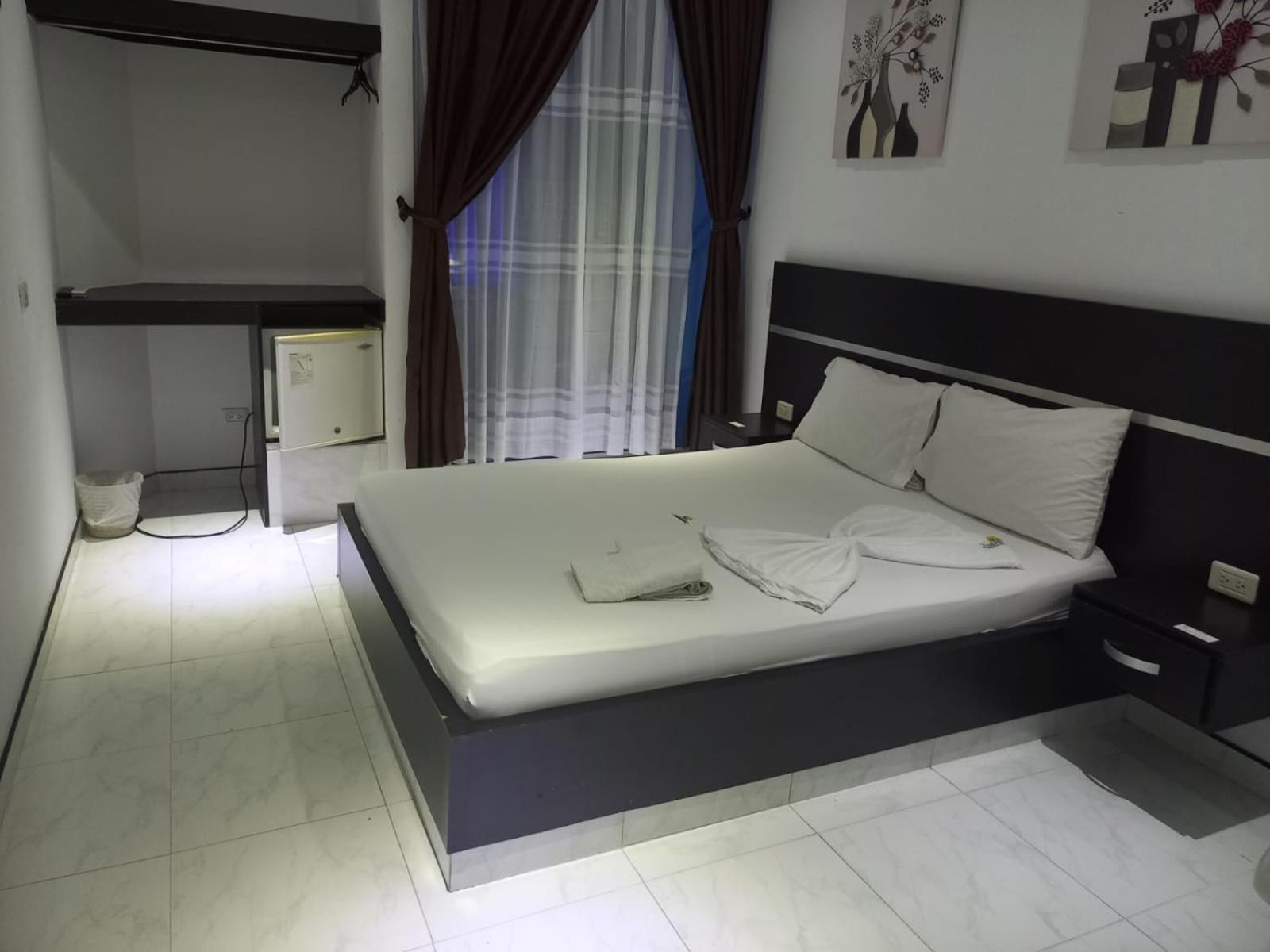 Hotel Suite Royal Melgar Exterior photo