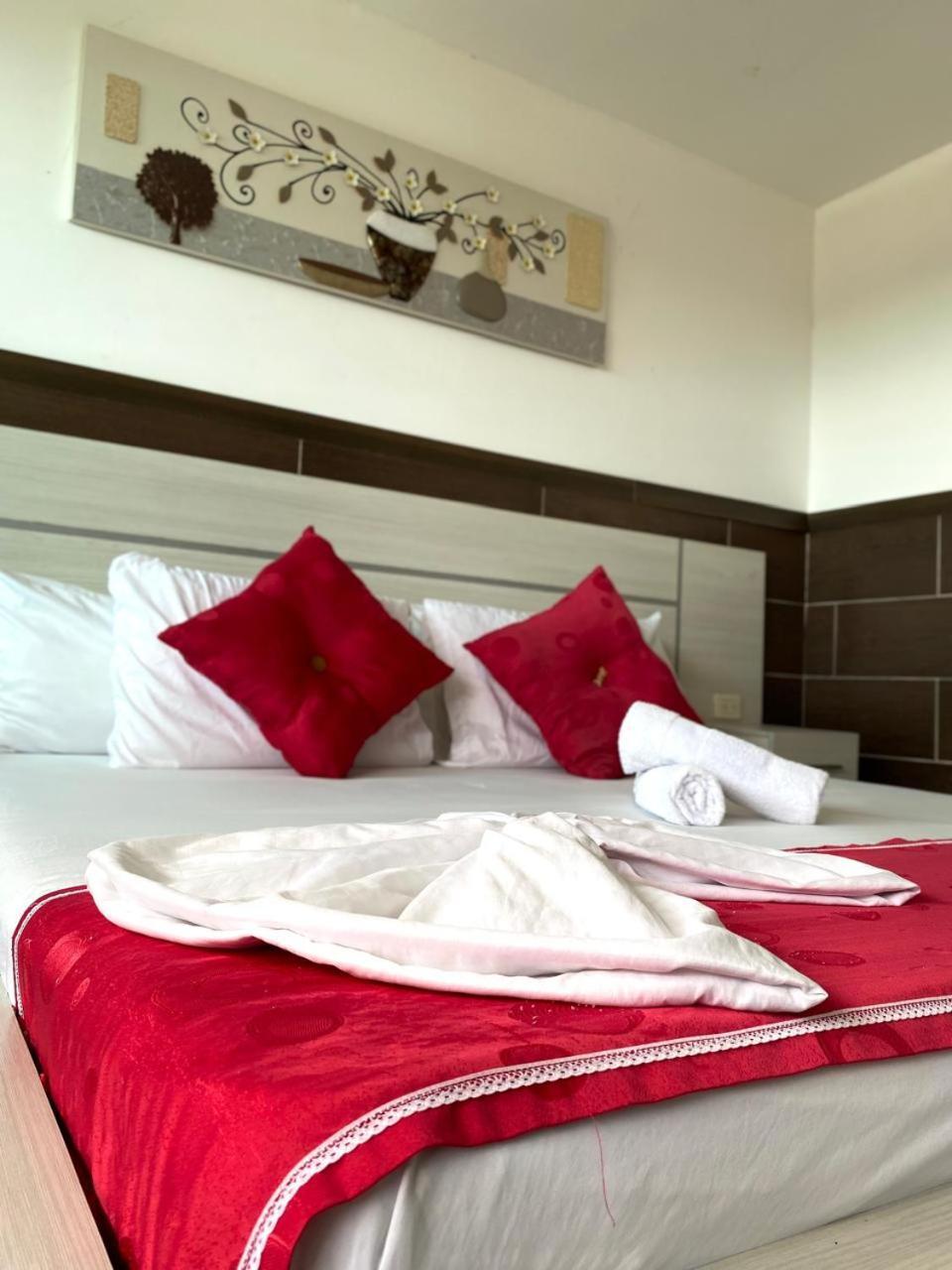 Hotel Suite Royal Melgar Exterior photo
